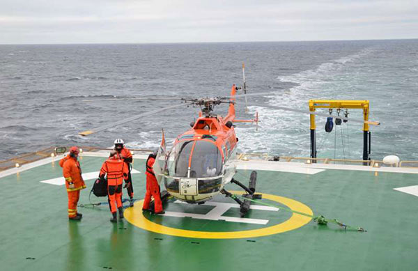 Forskarna från Polarstern på väg tillbaka.