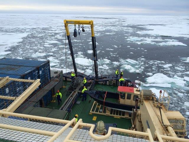 Aft deck multicoring. Aft deck multicoring.