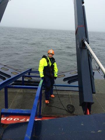 Me on the fan tail helping out with goflo methane water smapling. Me on the fan tail helping out with goflo methane water smapling.