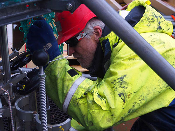 Tom Cronin from US Geological Survey loading the multi corer. 